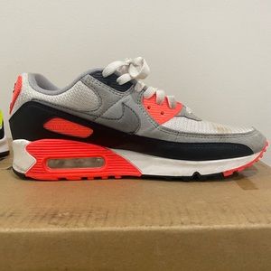 Air max 90 infrared size 7.5.